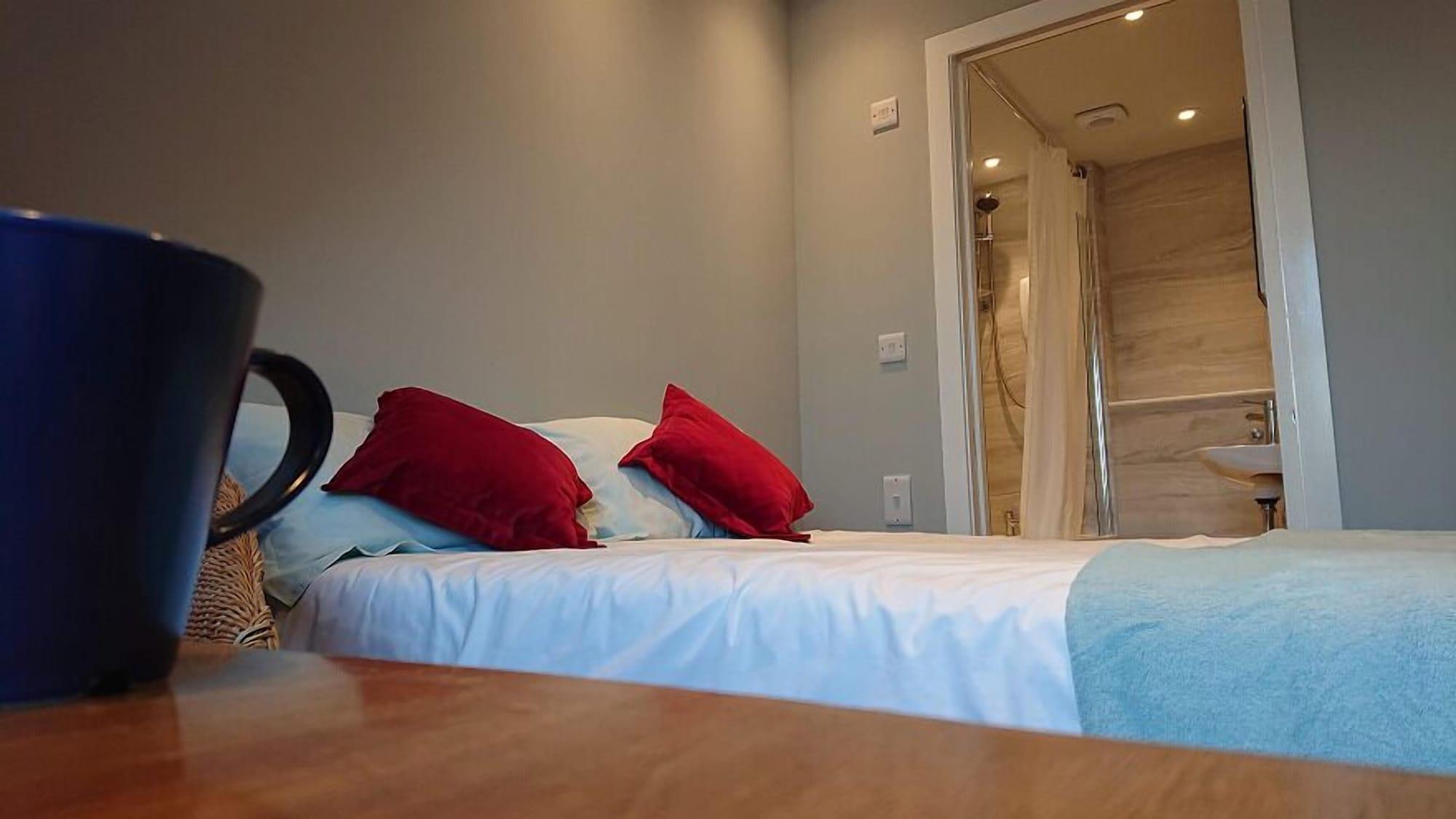 Falcon Crest Guest House Единбург Екстериор снимка