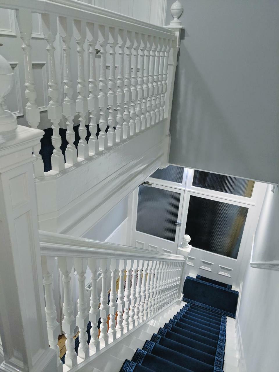 Falcon Crest Guest House Единбург Екстериор снимка